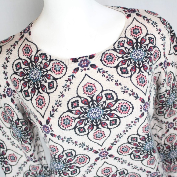 ❌️SOLD❌️ Old Navy | Floral Print Sweater 100% Cotton - Picture 1 of 8